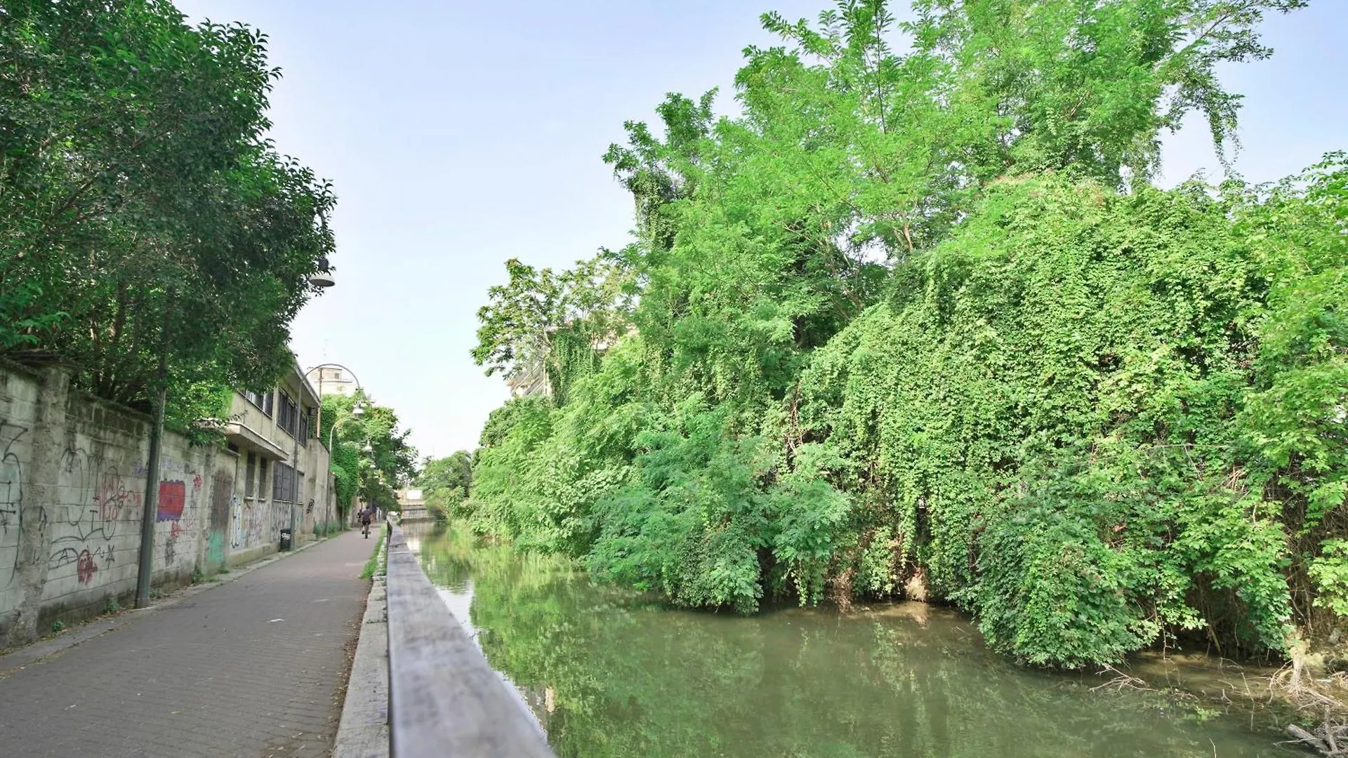 شقة Bwr - Appartamenti Su Naviglio Martesana, Via Meli ميلان