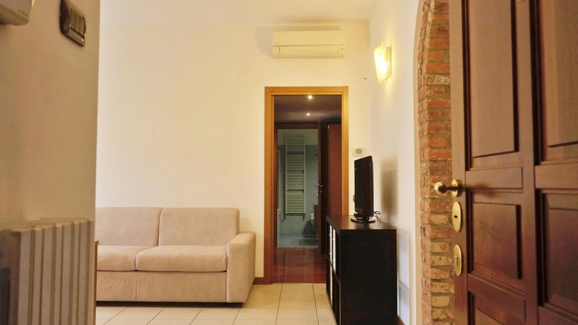 Apartment Bwr - Appartamenti Su Naviglio Martesana, Via Meli Milan